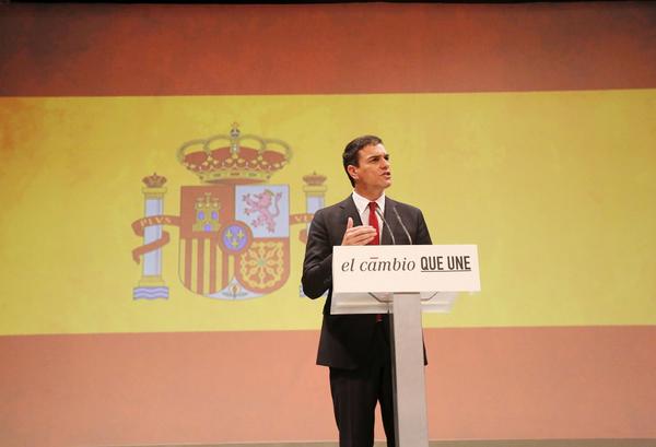 Pedro Sánchez 2015 bandera de España