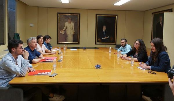 Negociación entre Podemos y PSOE en La Rioja