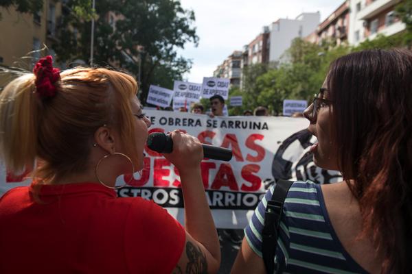 Manifestacion contra las casa de apuestas en el barrio de Tetuan, Madrid.