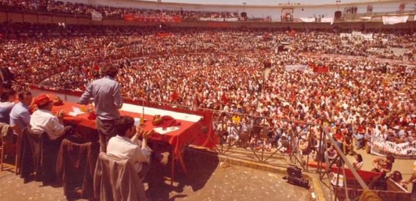 Mitin del PCE en Mérida. Año 1977. 