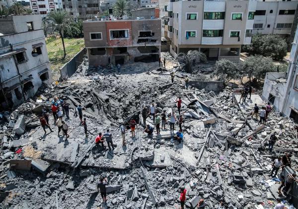 Edificio destruido por los ataques de Israel en Gaza en agosto de 2022