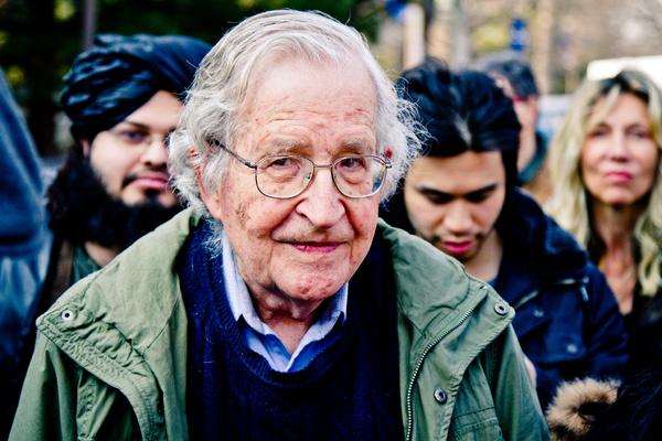 Noam Chomsky sobre Irán