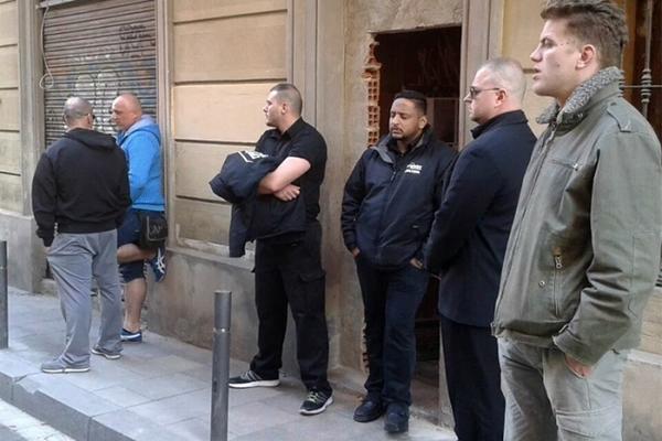 Trabajadores de Desokupa.