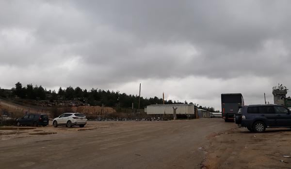 Entrada al complejo militar israelí de Ofer, en Territorio Palestino Ocupado, donde se encuentra uno de los tribunales militares