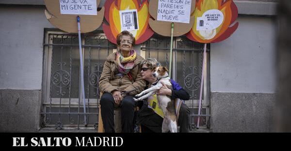 Una familia de rentistas amenaza con vaciar 24 casas del bloque Mesón de Paredes 88 en Lavapiés
