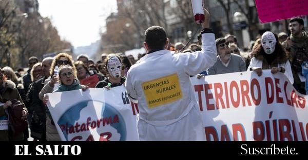 Acaba en la UCI tras acudir a un centro de urgencias sin médico por el ...