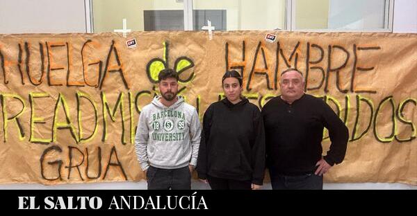 Tres trabajadores despedidos por la empresa Setex Aparki emprenden una huelga de hambre en Sevilla